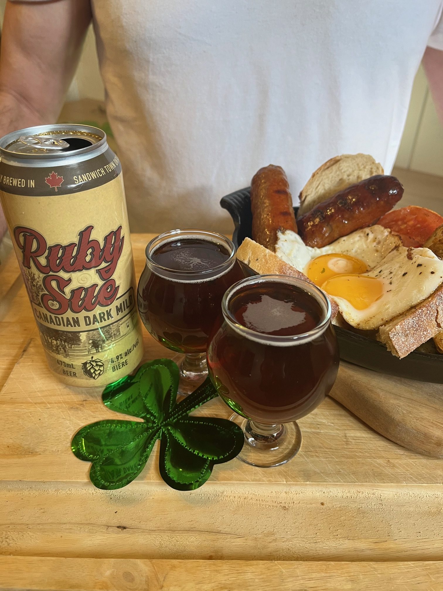 Featured image for “Sandwich Brewing Co. Ruby Sue Canadian Dark Mild with an Irish Breakfast.”